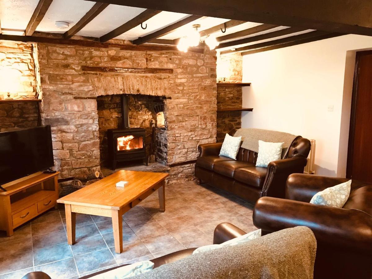 Cobblers Cottage In Brecon Beacons Eksteriør billede